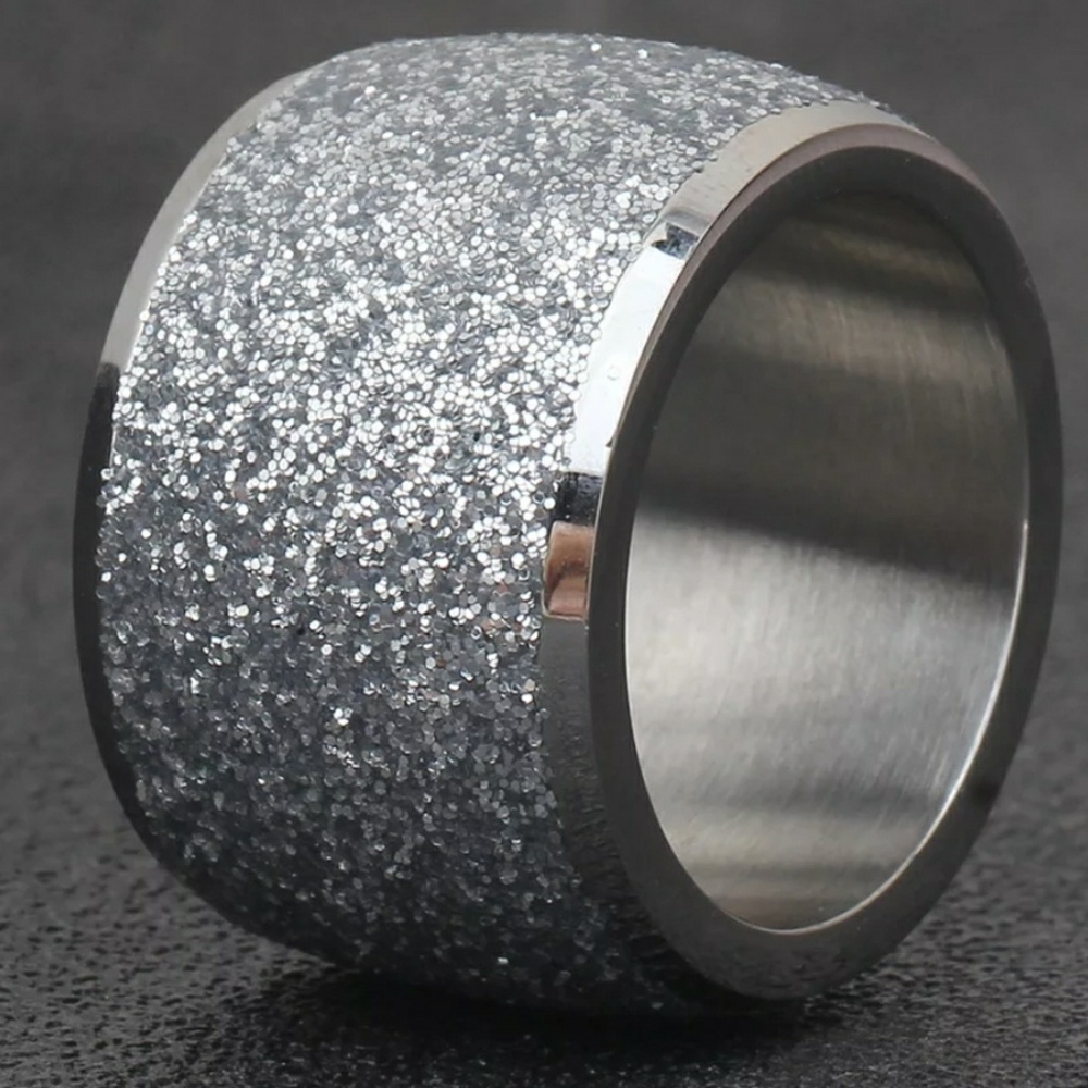 Stainless steel silver glitter ring. - Picture 1 of 8
